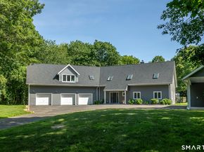 28 Drewbarrie Lane, Easton CT 06612