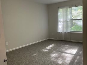 16 Hawley Glen 16, Stratford CT 06614
