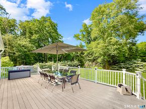 17 Danforth Drive, New Canaan CT 06840