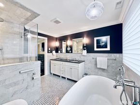 17 Danforth Drive, New Canaan CT 06840