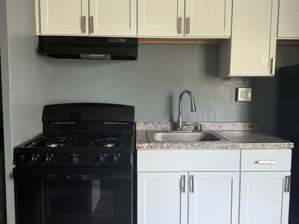 355 Granfield Avenue, Bridgeport CT 06610