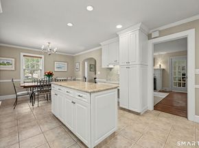 12 Ludlow Manor, Norwalk CT 06855