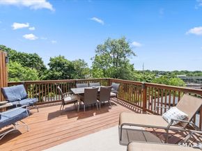 5 Hundley Court 2C, Stamford CT 06902