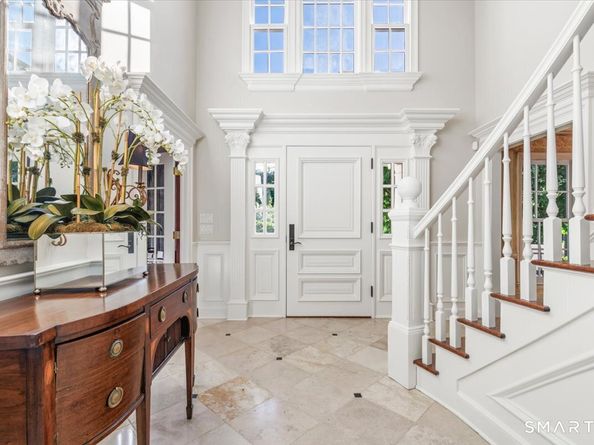 83 Long Lots Road, New Canaan CT 06840