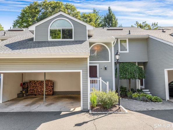 8 Glen Ridge 8, Wilton CT 06897
