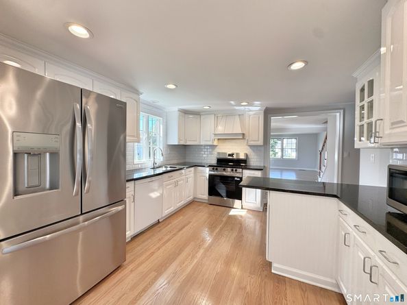 8 Muriel Street, Norwalk CT 06851