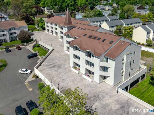 163 South Street 50, Danbury CT 06810