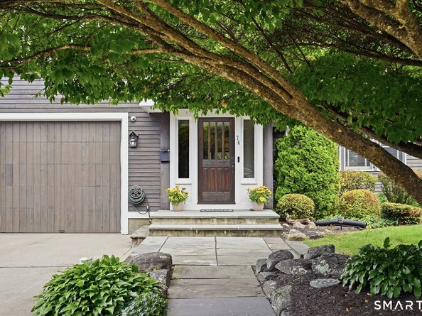 76 Winton Place, Stratford CT 06614