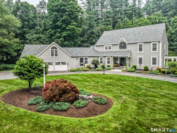 9 Hidden Brook Drive, Brookfield CT 06804
