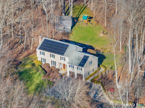39 Tannery Lane S, Weston CT 06883