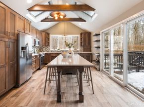 39 Tannery Lane S, Weston CT 06883