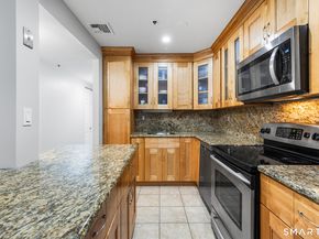 1633 Washington Boulevard APT 3D, Stamford CT 06902