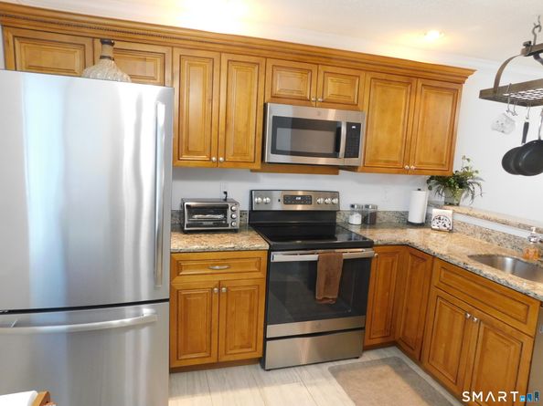 151 Shelter Rock Road 60, Danbury CT 06810