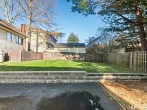 378 High Street, Fairfield CT 06824