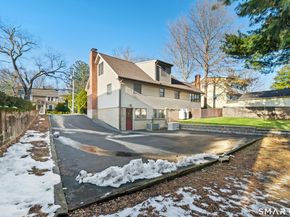 378 High Street, Fairfield CT 06824