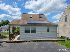 26 King Street, Shelton CT 06484