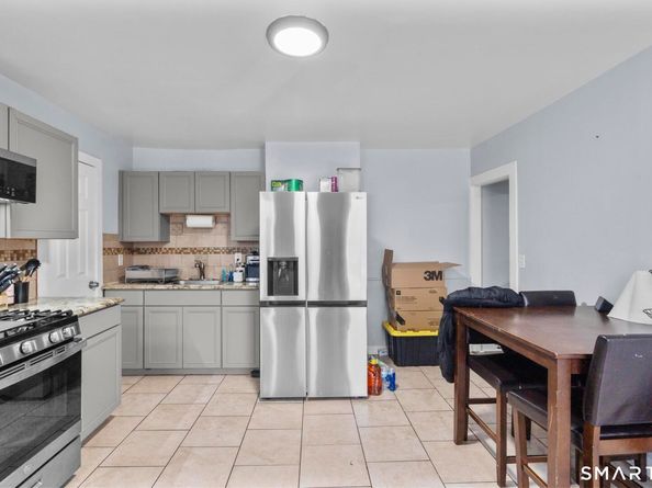 1943 Seaview Avenue, Bridgeport CT 06610