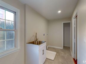 12 Werf Drive, Redding CT 06896