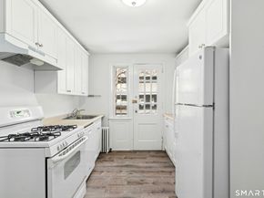 2475 Summer Street APT 2I, Stamford CT 06905