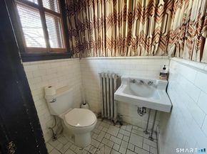 366 Brooklawn Avenue, Bridgeport CT 06604