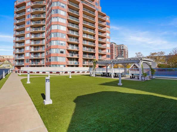 25 Forest Street APT 4A, Stamford CT 06901