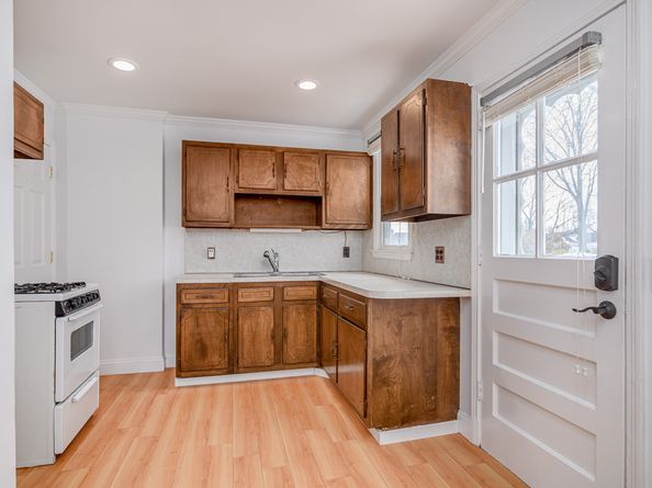 114 Sylvan Knoll Road, Stamford CT 06902