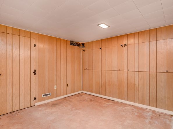 114 Sylvan Knoll Road, Stamford CT 06902