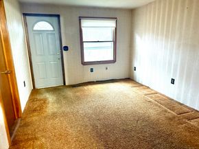 16 Naugatuck Avenue, Shelton CT 06484