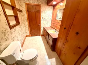 16 Naugatuck Avenue, Shelton CT 06484