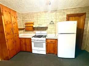 16 Naugatuck Avenue, Shelton CT 06484