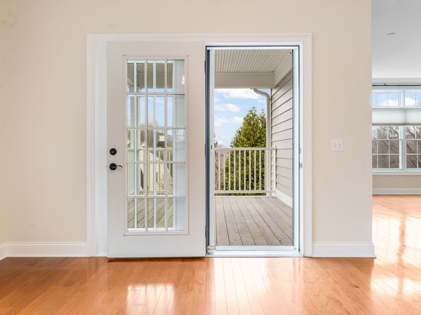 332 Still Water Circle 332, Brookfield CT 06804