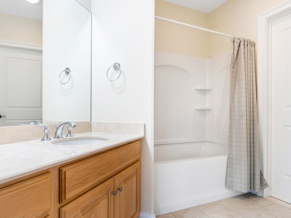 332 Still Water Circle 332, Brookfield CT 06804