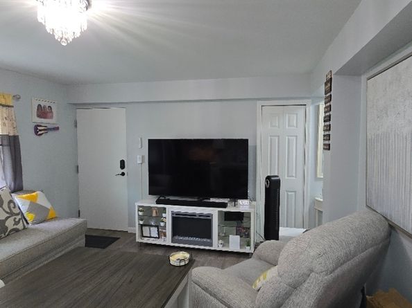 325 Granfield Avenue B, Bridgeport CT 06610