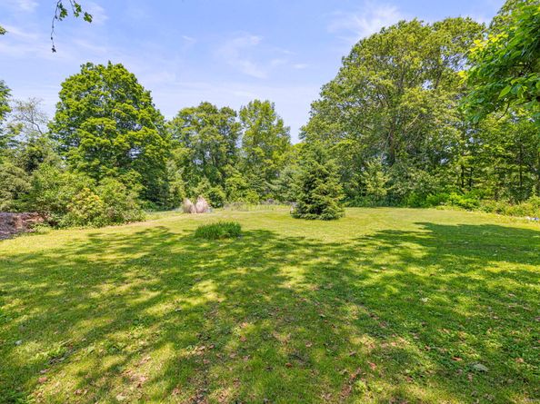 354 Black Rock Turnpike, Easton CT 06612