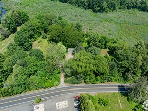 354 Black Rock Turnpike, Easton CT 06612