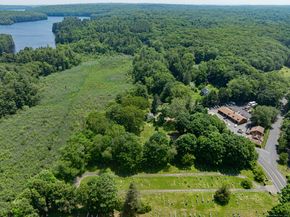 354 Black Rock Turnpike, Easton CT 06612