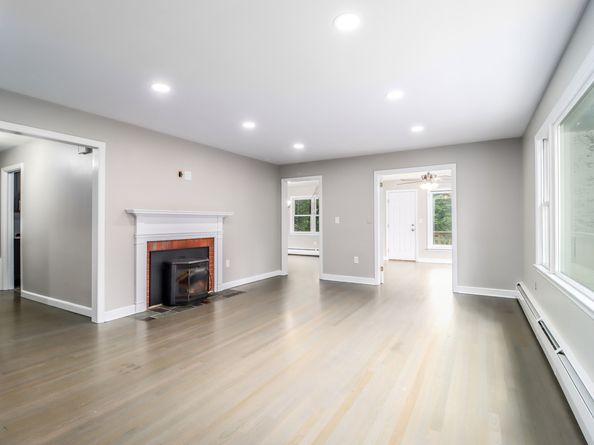 22 Lonetown Road, Redding CT 06896