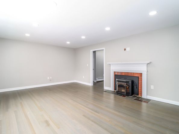 22 Lonetown Road, Redding CT 06896