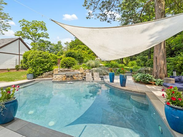 179 Compo Road S, Westport CT 06880