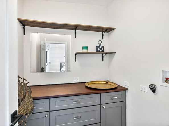 179 Compo Road S, Westport CT 06880