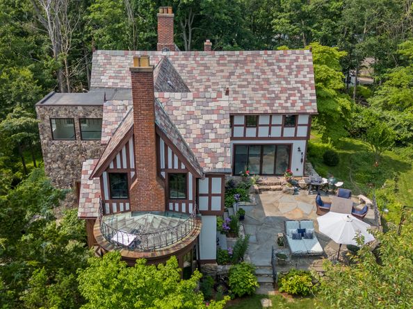 179 Compo Road S, Westport CT 06880
