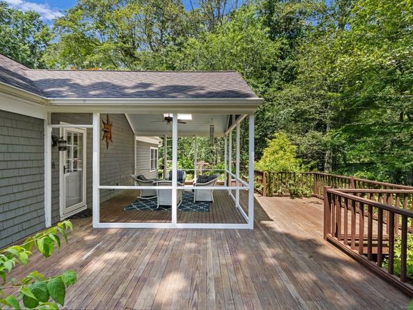 91 Fox Run Road, New Canaan CT 06840