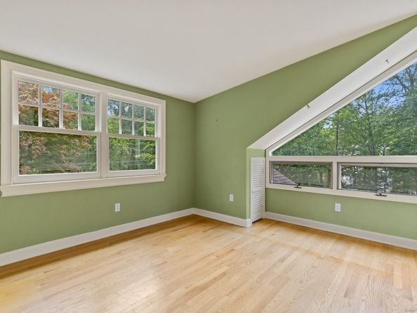 91 Fox Run Road, New Canaan CT 06840