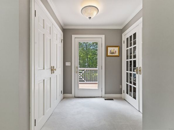 91 Fox Run Road, New Canaan CT 06840