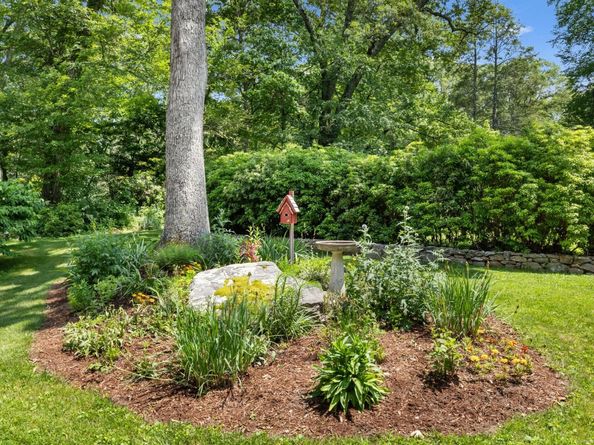 91 Fox Run Road, New Canaan CT 06840