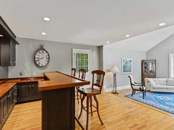 91 Fox Run Road, New Canaan CT 06840