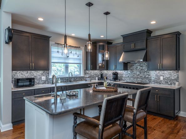 13 Enclave Drive 13, Danbury CT 06810