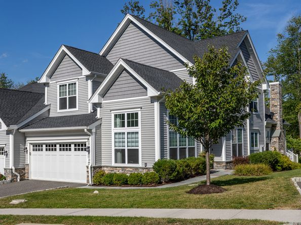 13 Enclave Drive 13, Danbury CT 06810