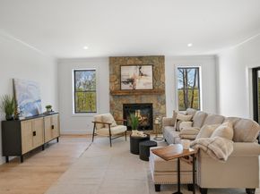 1 Pinecrest Lane, New Fairfield CT 06812