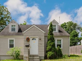 1335 BLACK ROCK Turnpike